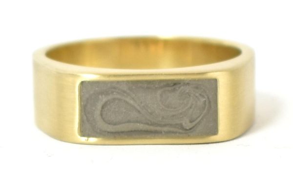 8mm Brushed Band Ring – 14K Yellow Gold